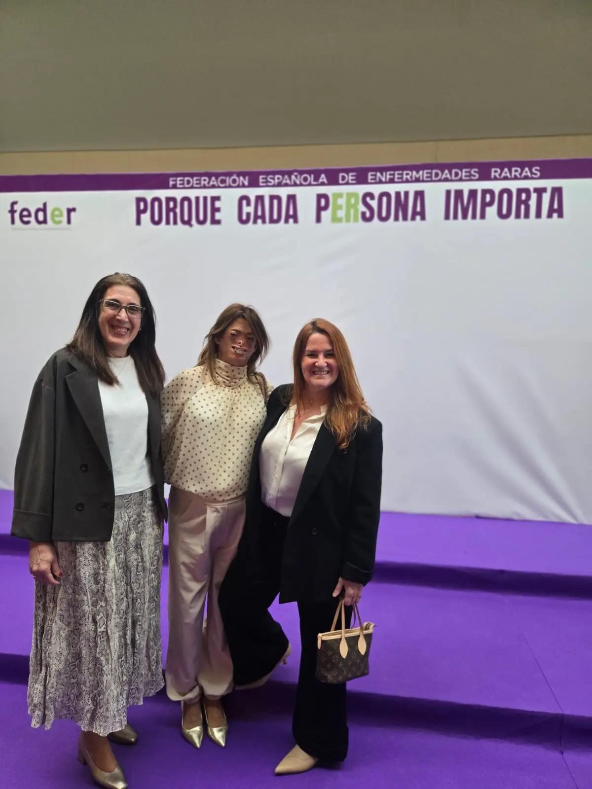 Amelia con FIde Mirón en el fotocol de Feder Amelia con FIde Mirón en el fotocol de Feder